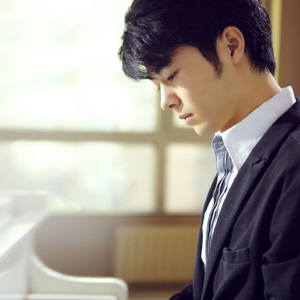 黄色片人与动物
